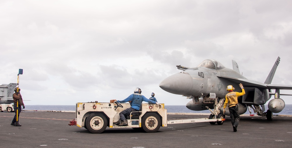 USS Ronald Reagan (CVN 76) conducts flight operations