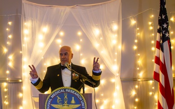 NAMRU Dayton celebrates Navy's 248th birthday with third annual Dayton-area ball