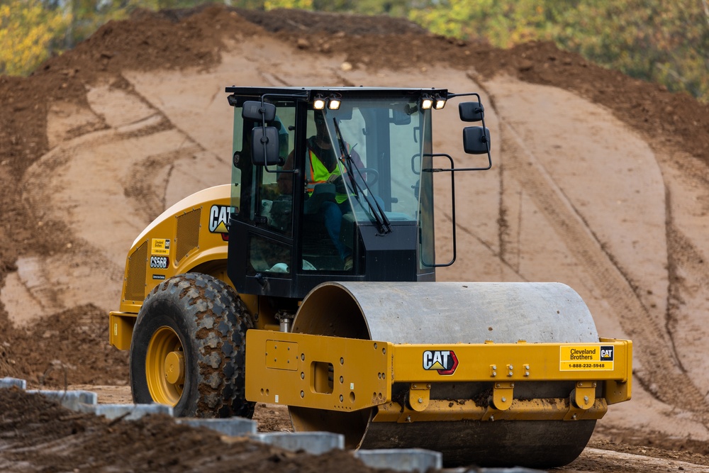 Montgomery Locks and Dam Megaproject Underway to Enhance Ohio River Barge Capacit