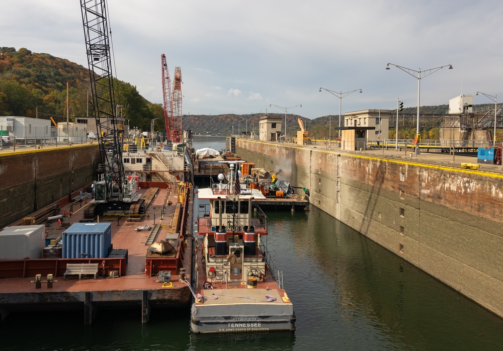 Montgomery Locks and Dam Megaproject Underway to Enhance Ohio River Barge Capacit