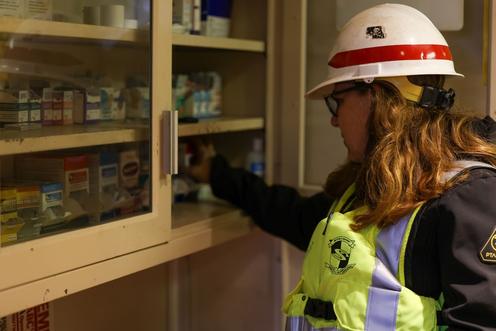 Safety Specialist Inspects Medium Capacity River Repairs Fleet