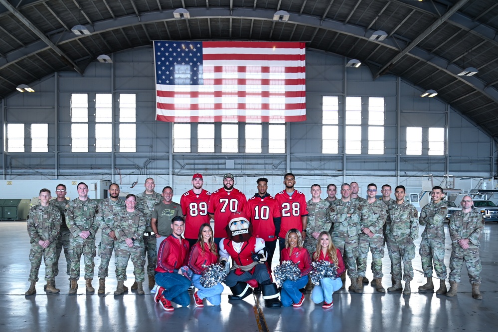 Tampa Bay Buccaneers visit MacDill