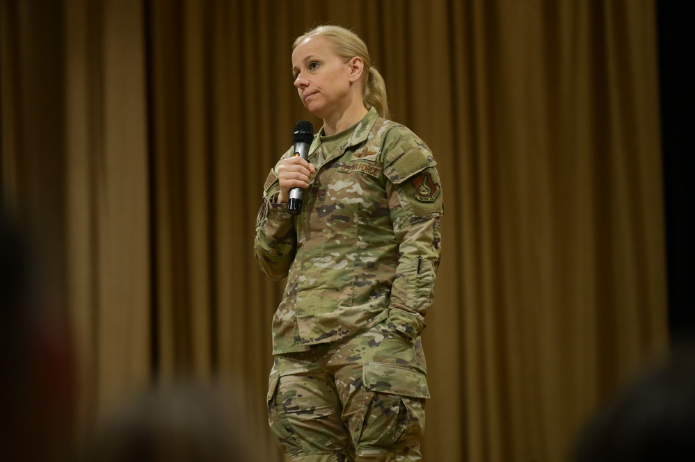 15th Wing hosts wing-wide all-call