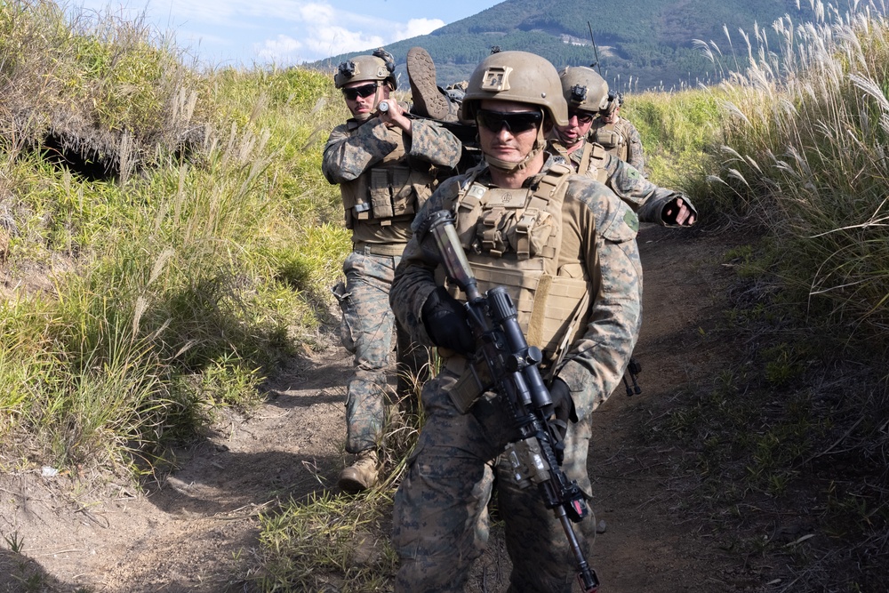 RD 23 FTX: V22, JGSDF Casualty Evacuation Drill at Hijyudai Maneuver Area