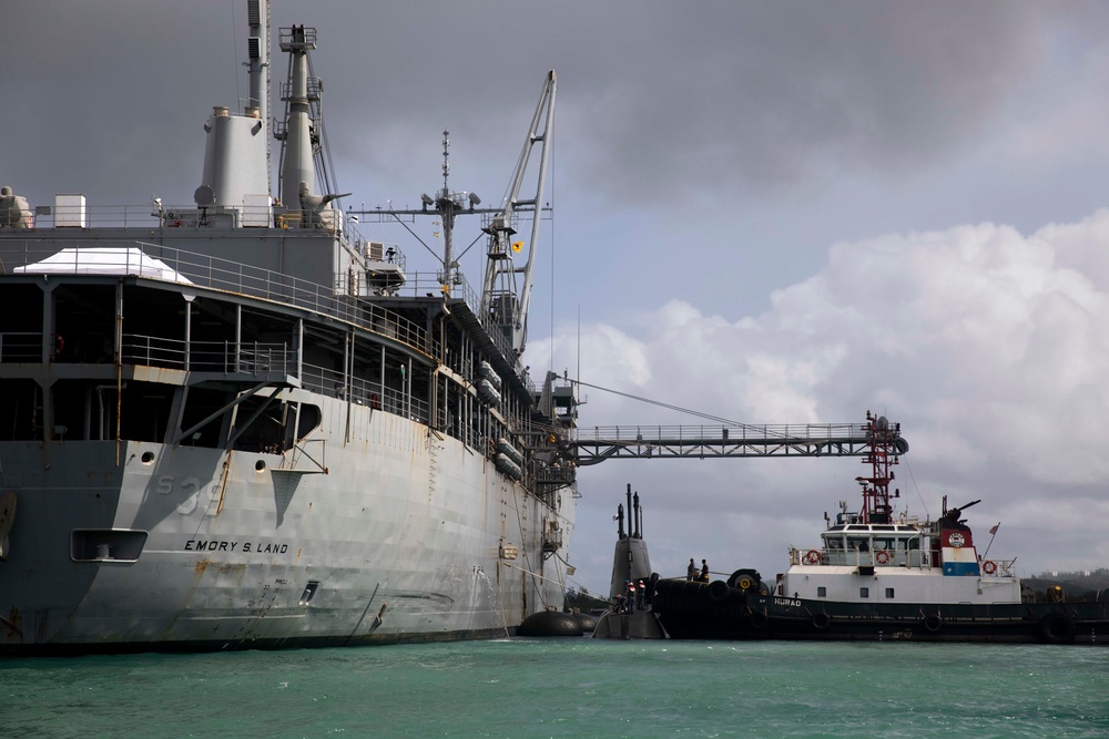 ROK moores alongside ESL