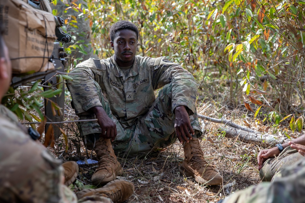 US Soldiers conduct reconnaissance on a screen line during JPMRC 24-01