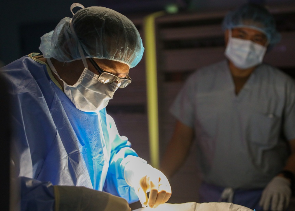 DVIDS Images Pacific Partnership 2024 1 Surgery Aboard USNS Mercy   1000w Q95 