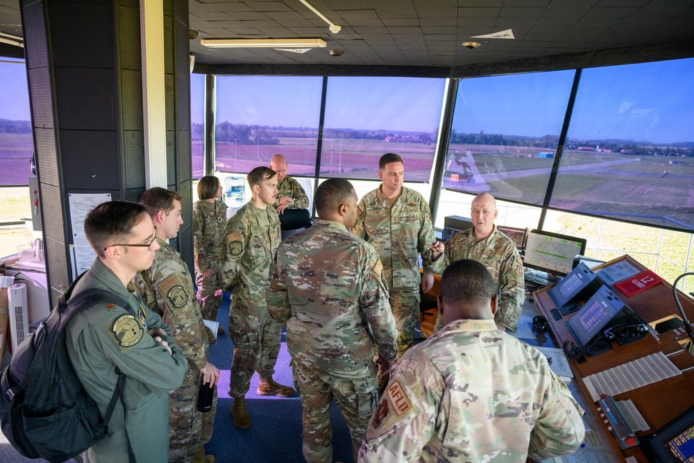 86th Airlift Wing Leadership immersion to the 424th Air Base Squadron