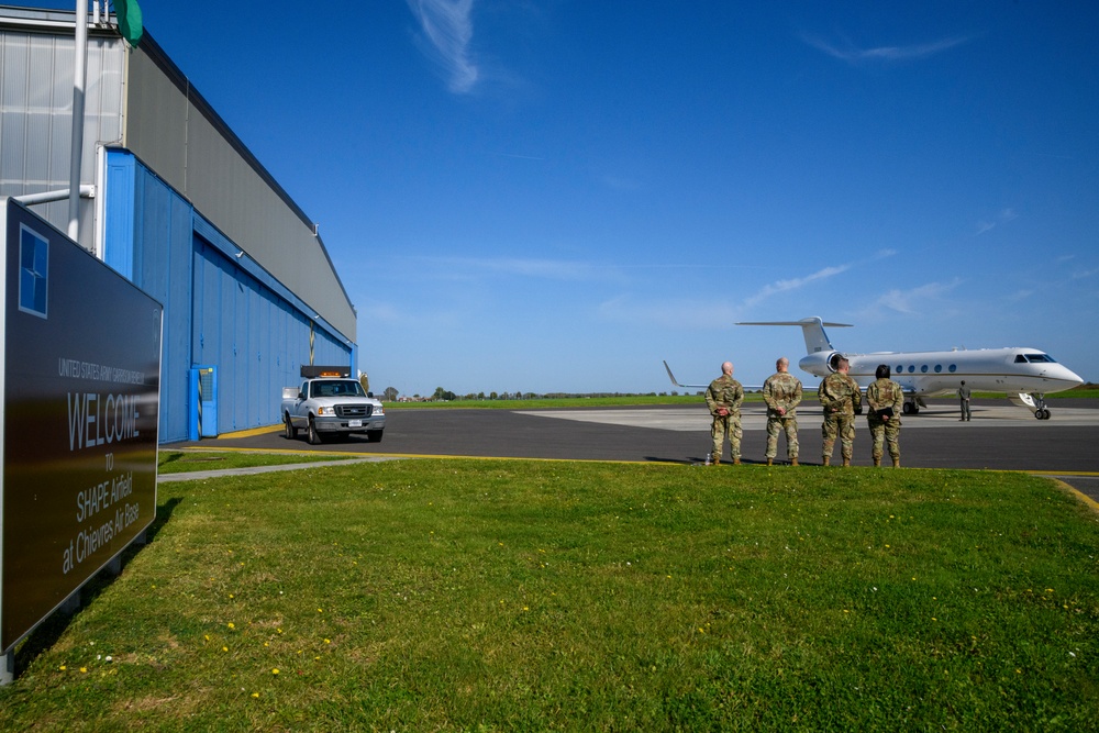 86th Airlift Wing Leadership immersion to the 424th Air Base Squadron