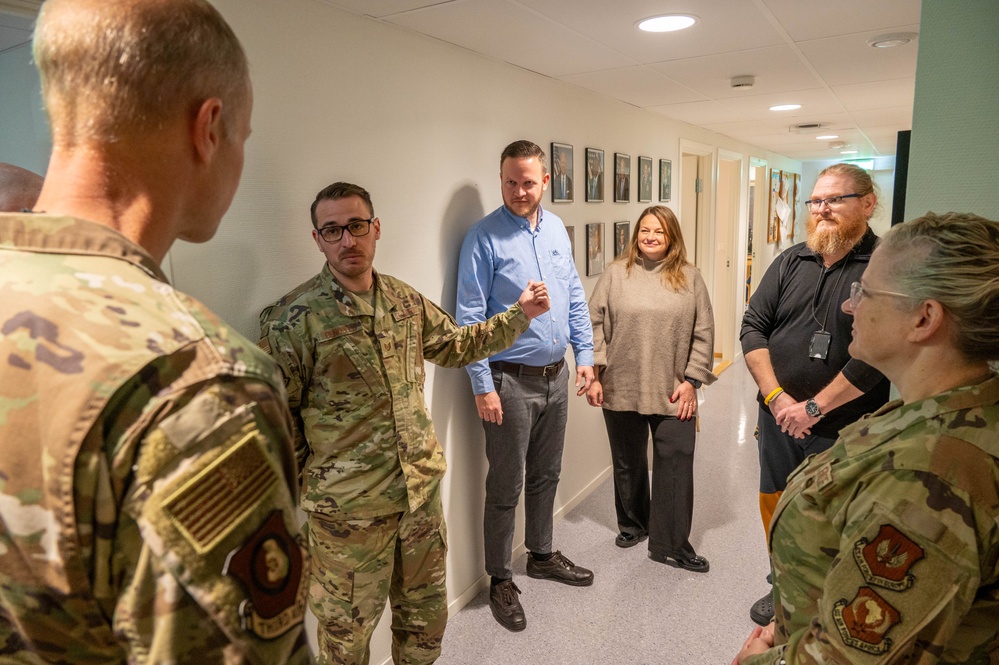 Third Air Force leaders visit Pathfinders, NATO Joint Warfare Centre in Norway