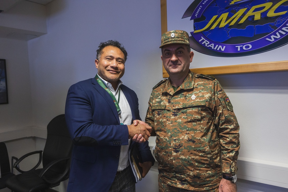 Armenian CHOD Visits JMRC at HTA