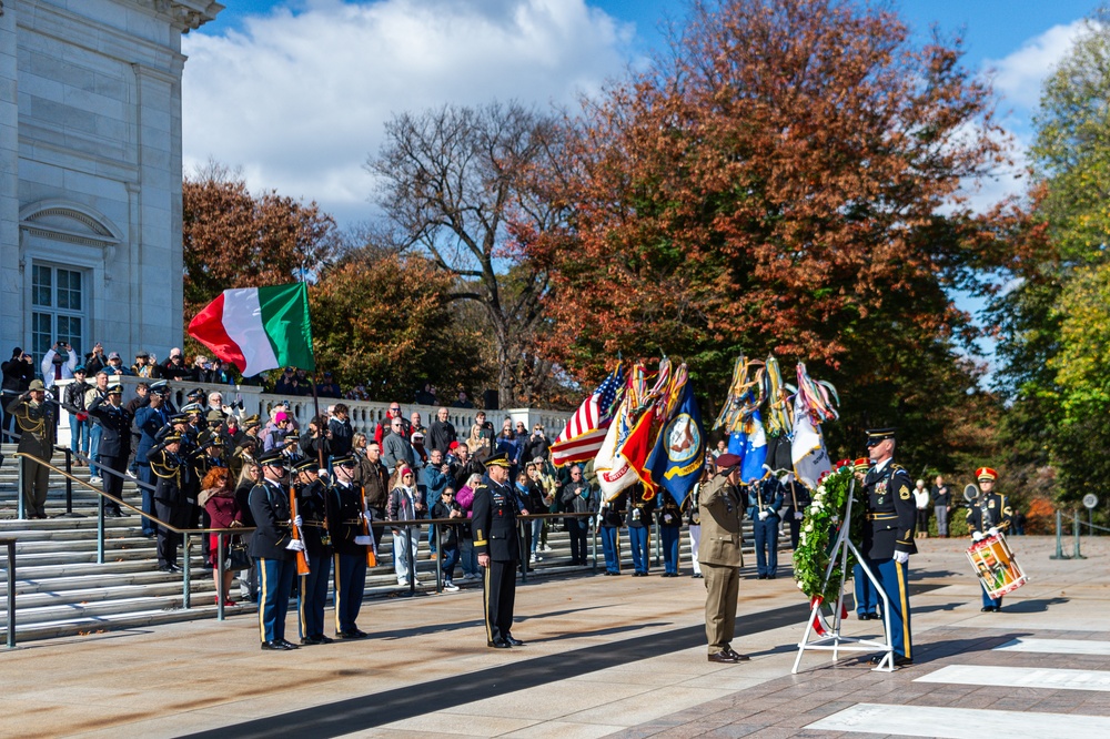 Italian Deputy Chief of Defence Staff Lays Wreath at Arlington