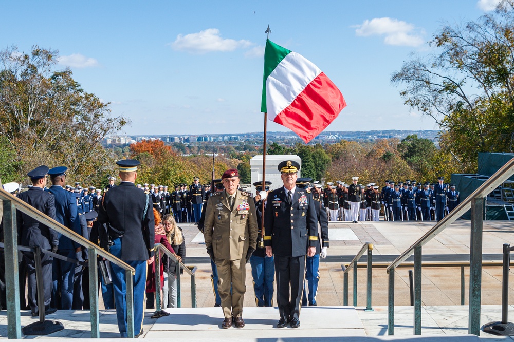 Italian Deputy Chief of Defence Staff Lays Wreath at Arlington