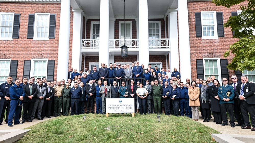Brazilian ESG and ESD Delegations Visit IADC for Classes and Seminars in Building 60