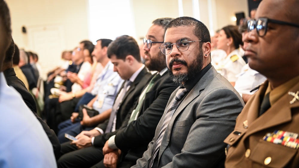 Brazilian ESG and ESD Delegations Visit IADC for Classes and Seminars in Building 60