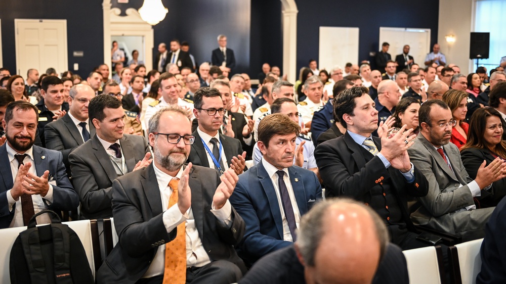 Brazilian ESG and ESD Delegations Visit IADC for Classes and Seminars in Building 60