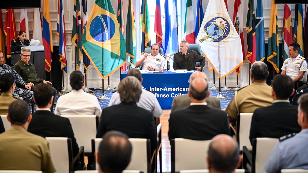 Brazilian ESG and ESD Delegations Visit IADC for Classes and Seminars in Building 60