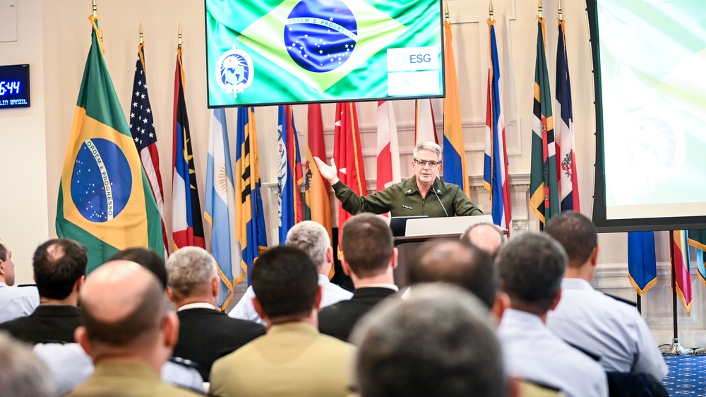 Brazilian ESG and ESD Delegations Visit IADC for Classes and Seminars in Building 60