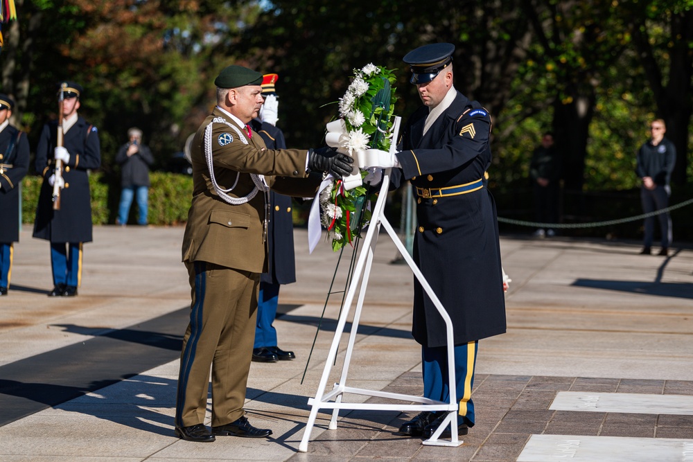 Chief of Polish Armed Forces Lays Wreath at Arlington