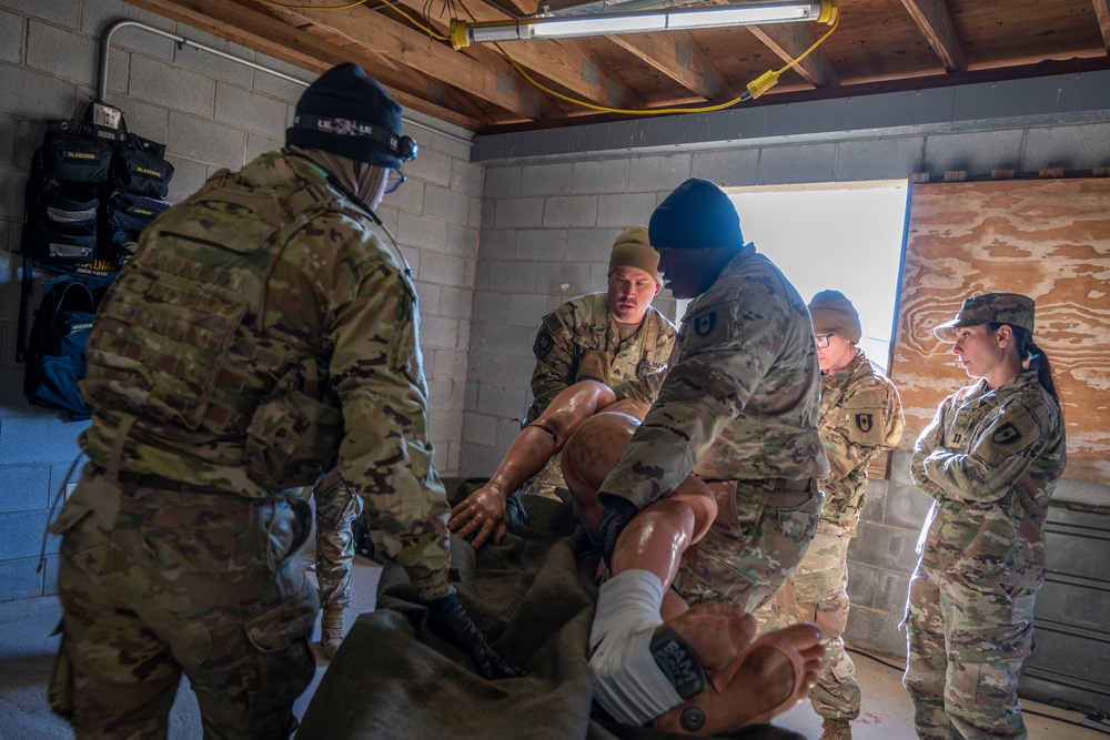 USAMMDA, USAMTEAC teams test field-portable ventilator, prolonged care kit during operational assessment with Fort Liberty-based medical company