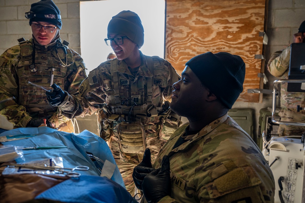 USAMMDA, USAMTEAC teams test field-portable ventilator, prolonged care kit during operational assessment with Fort Liberty-based medical company