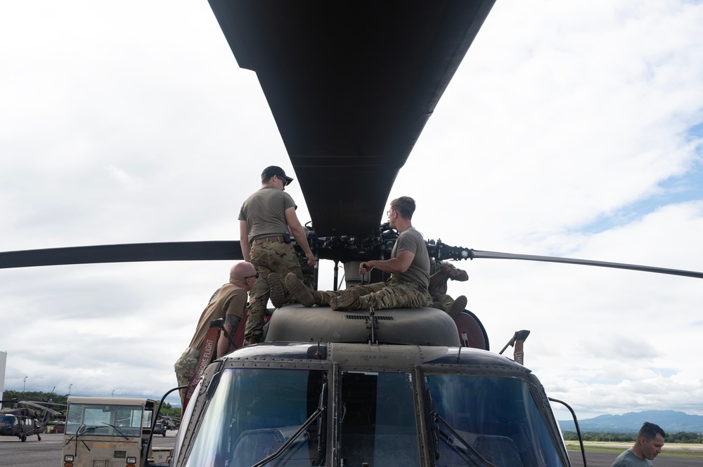 1-228th Aviation Regiment trains on UMARK