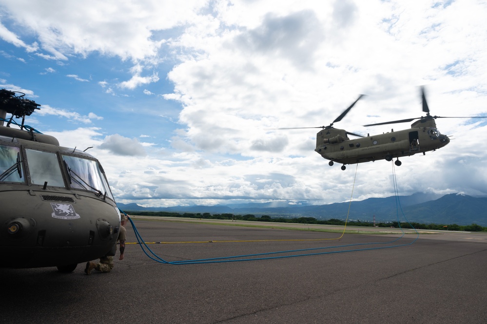 1-228th Aviation Regiment trains on UMARK