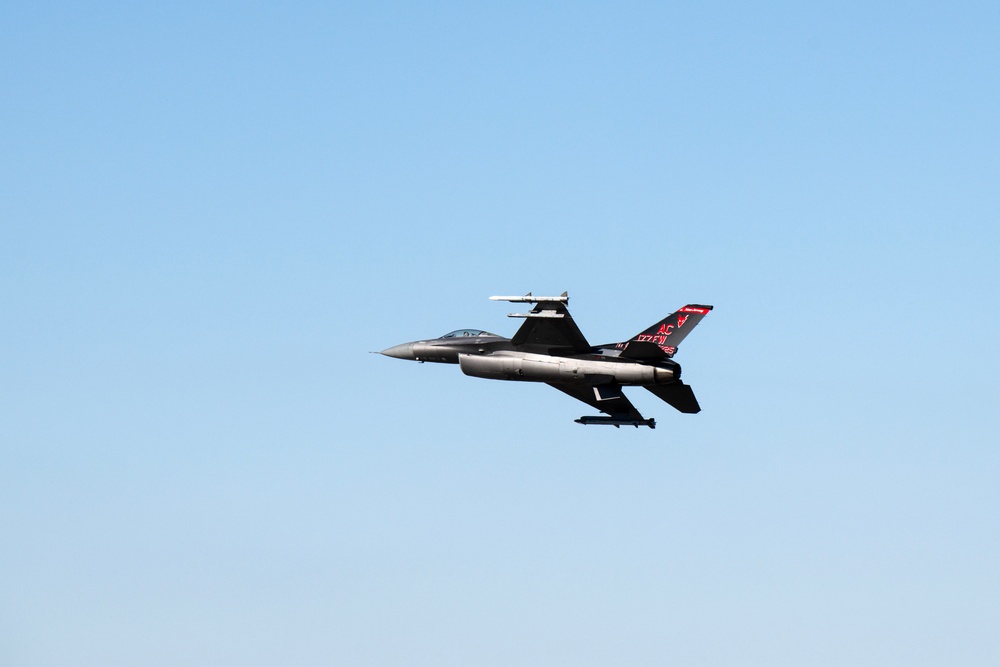 F-16C Fighting Falcon Gets First Flight After Receiving New Tail Flash