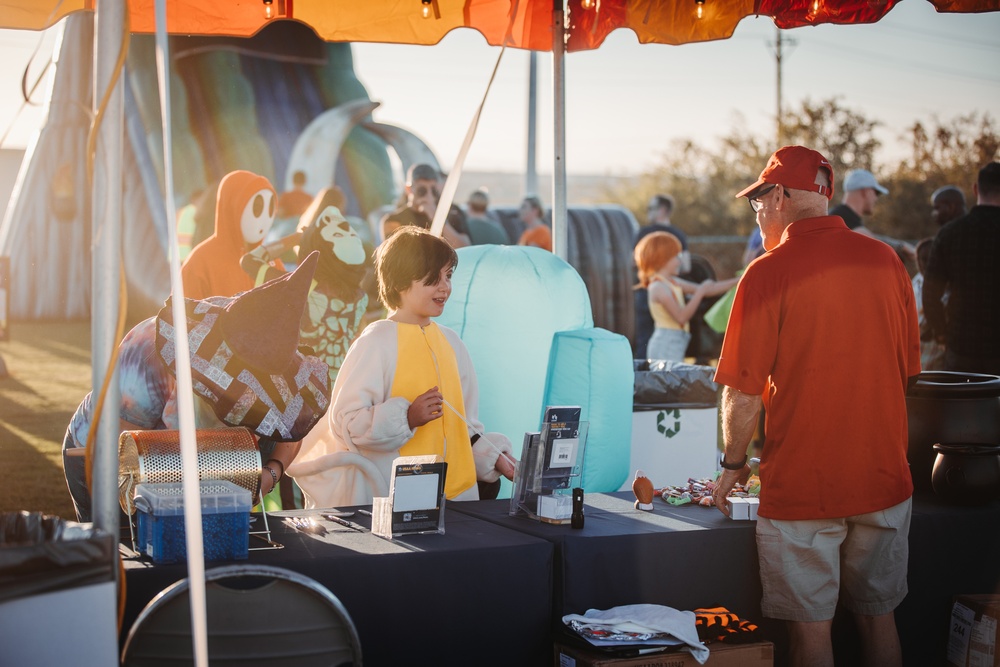 MCCS Twentynine Palms hosts 2023 Jack O’ Lantern Jubilee at MCAGCC