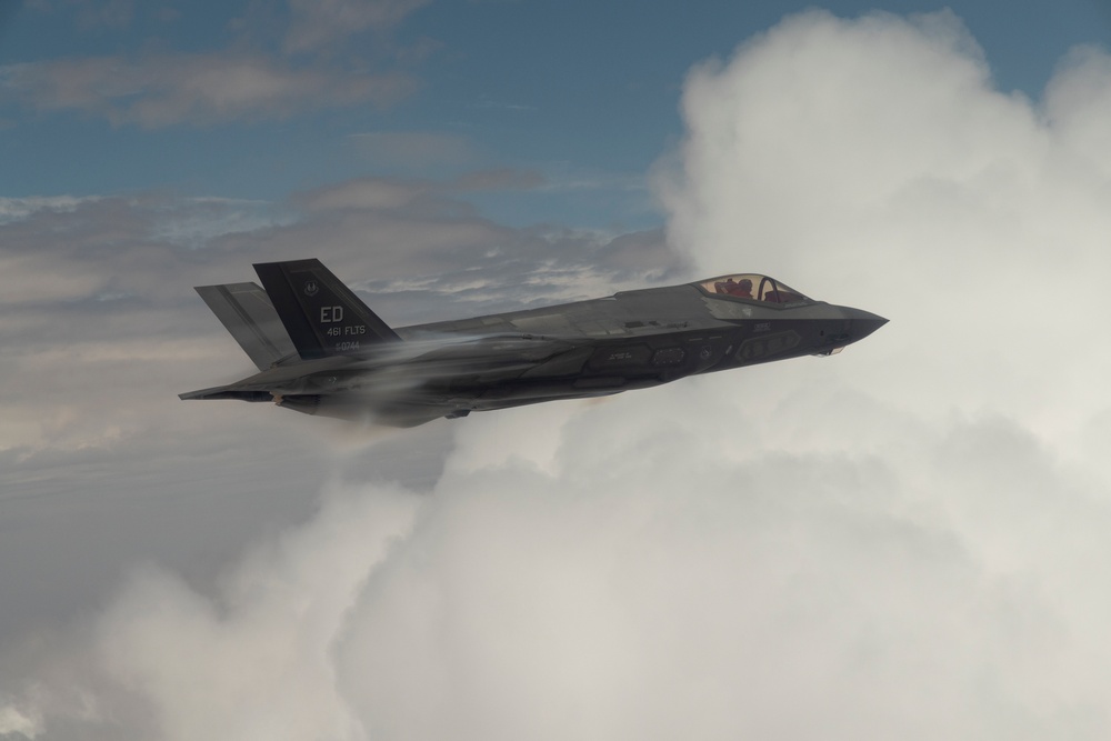 F-35 Lightning II soars over Edwards AFB