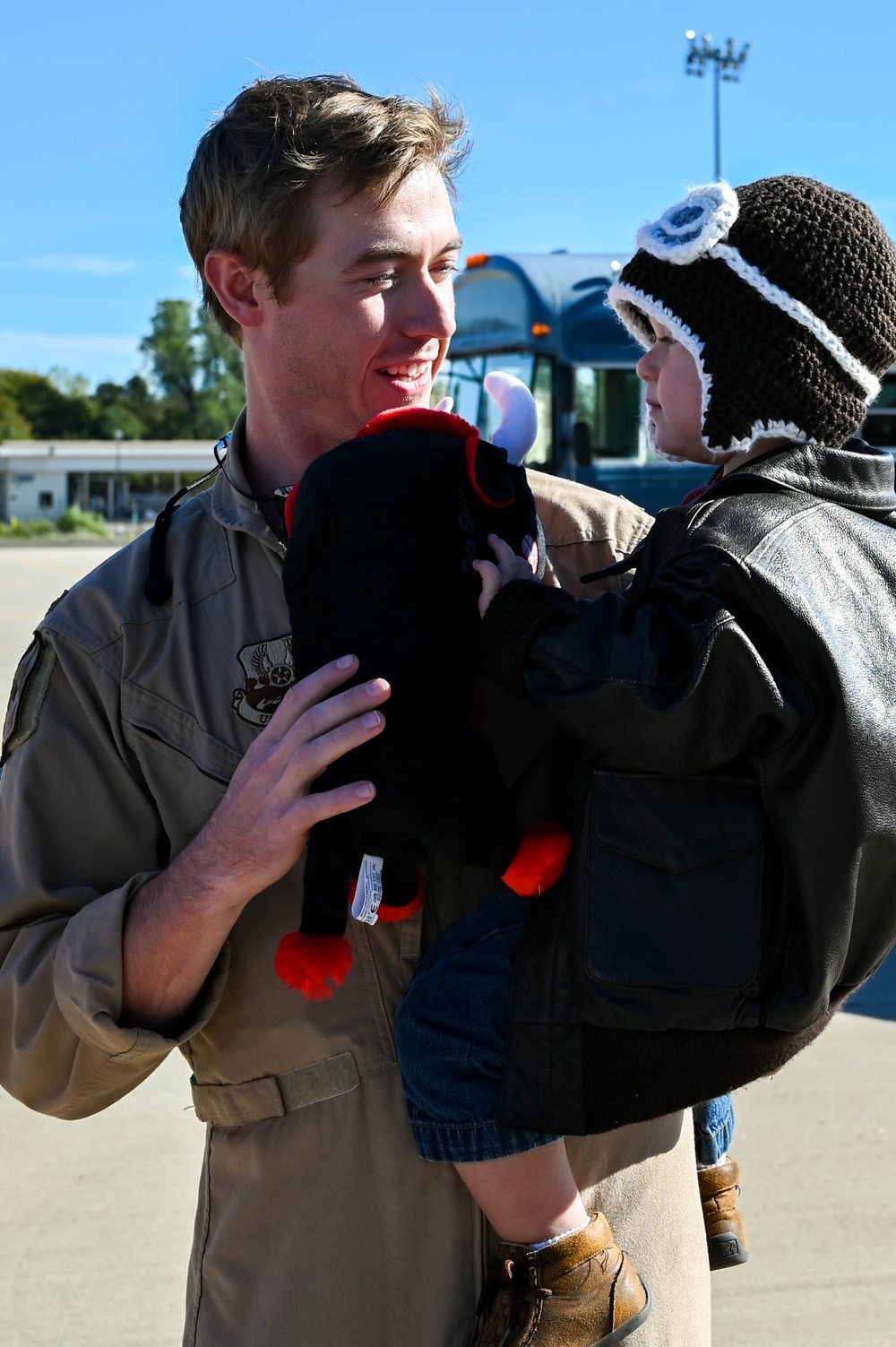 507th ARW welcomes home deployed airmen