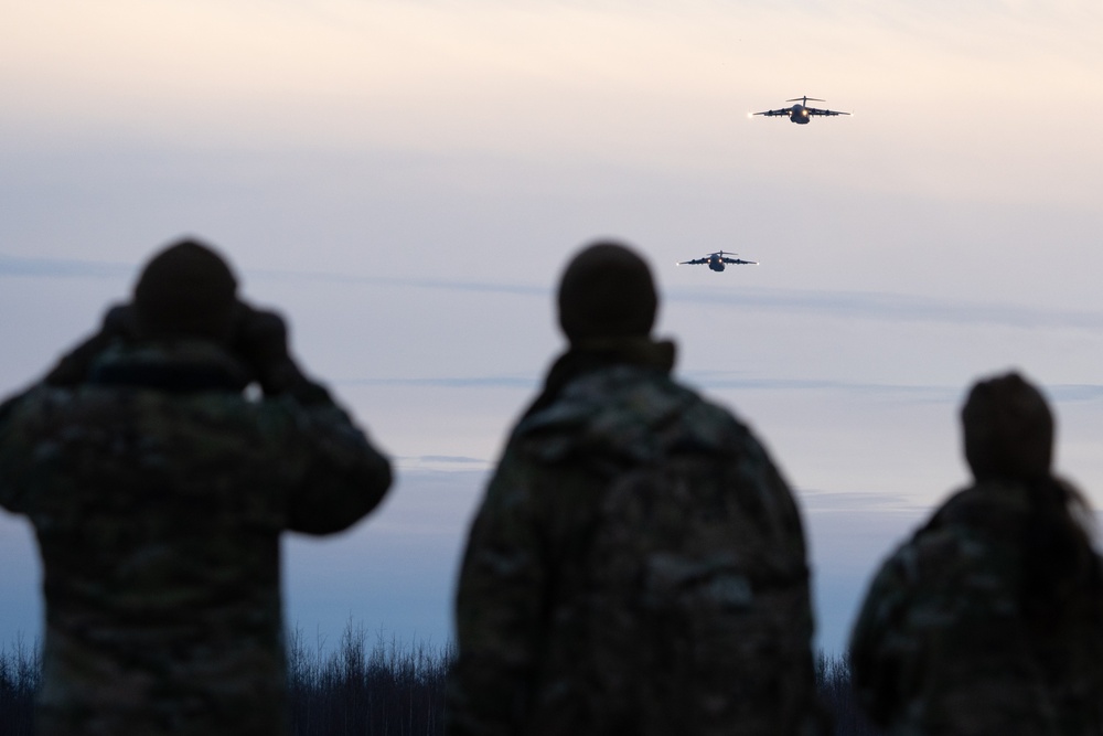 Arctic Angels conduct joint forcible entry operation during Arctic Aloha