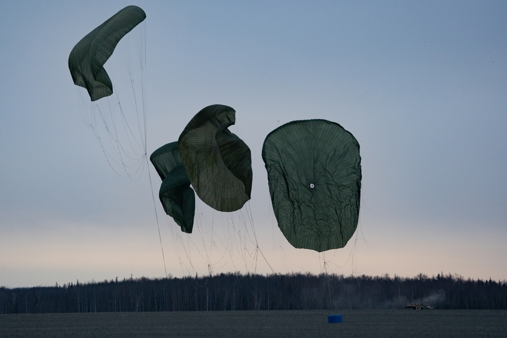 Arctic Angels conduct joint forcible entry operation during Arctic Aloha