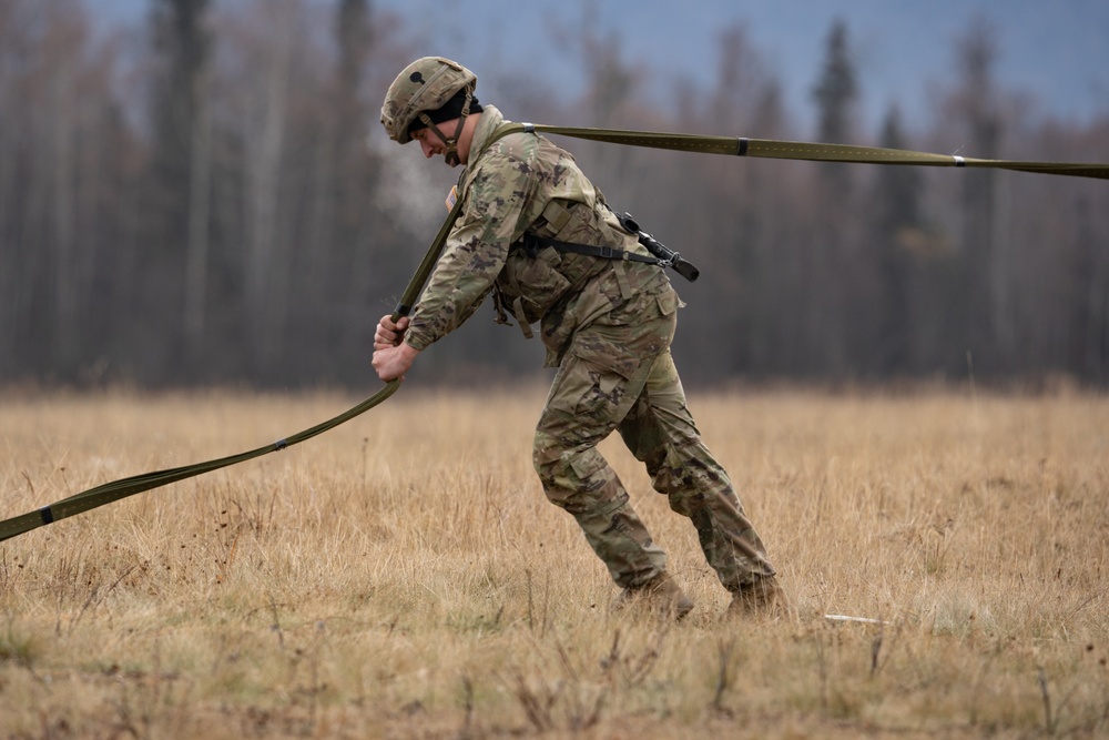 Arctic Angels conduct joint forcible entry operation during Arctic Aloha