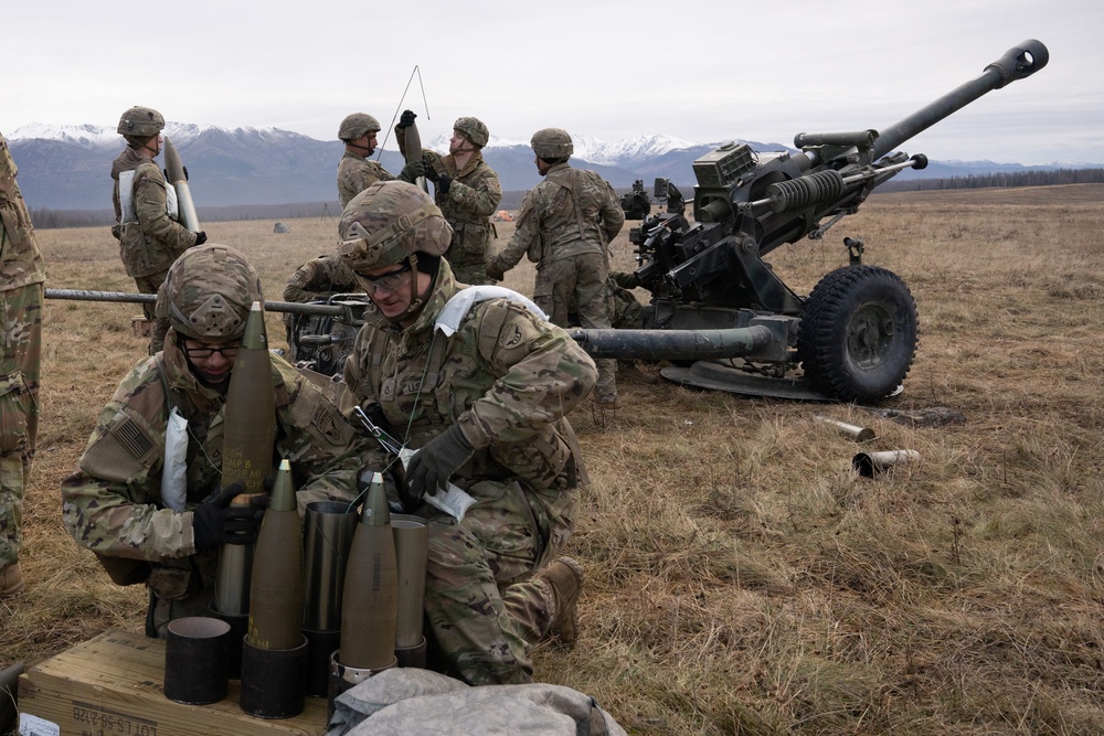 Arctic Angels conduct joint forcible entry operation during Arctic Aloha