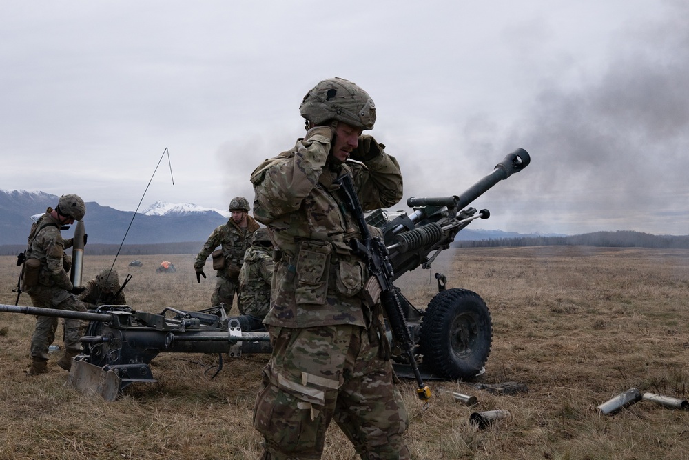 Arctic Angels conduct joint forcible entry operation during Arctic Aloha