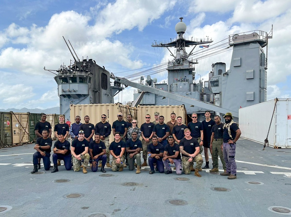 Pacific Partnership 2023: Divers Train Together in Fiji