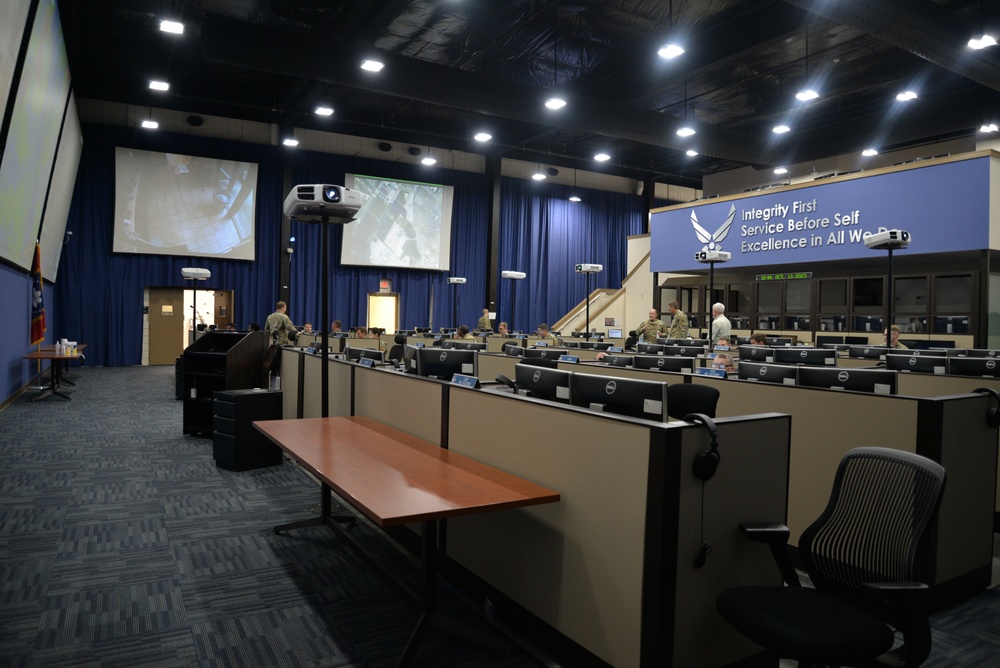 186 AOG operations floor