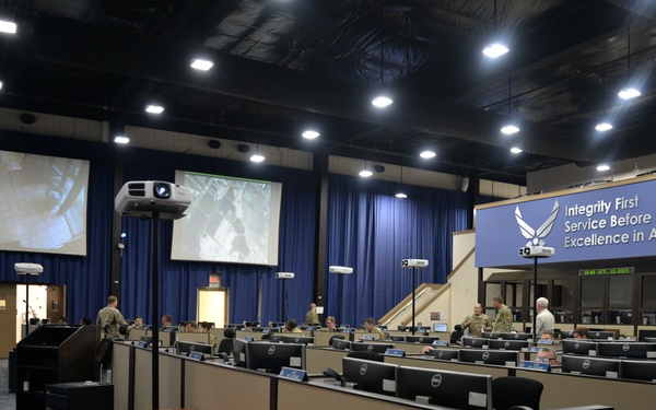 186 AOG operations floor