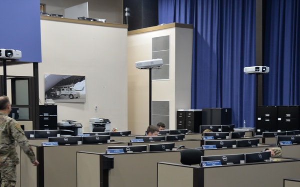 186 AOG operations floor