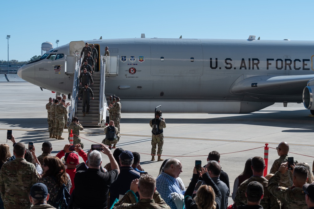 Photo of 116th Air Control Wing's Sunset Celebration event for the Joint STARS divesture