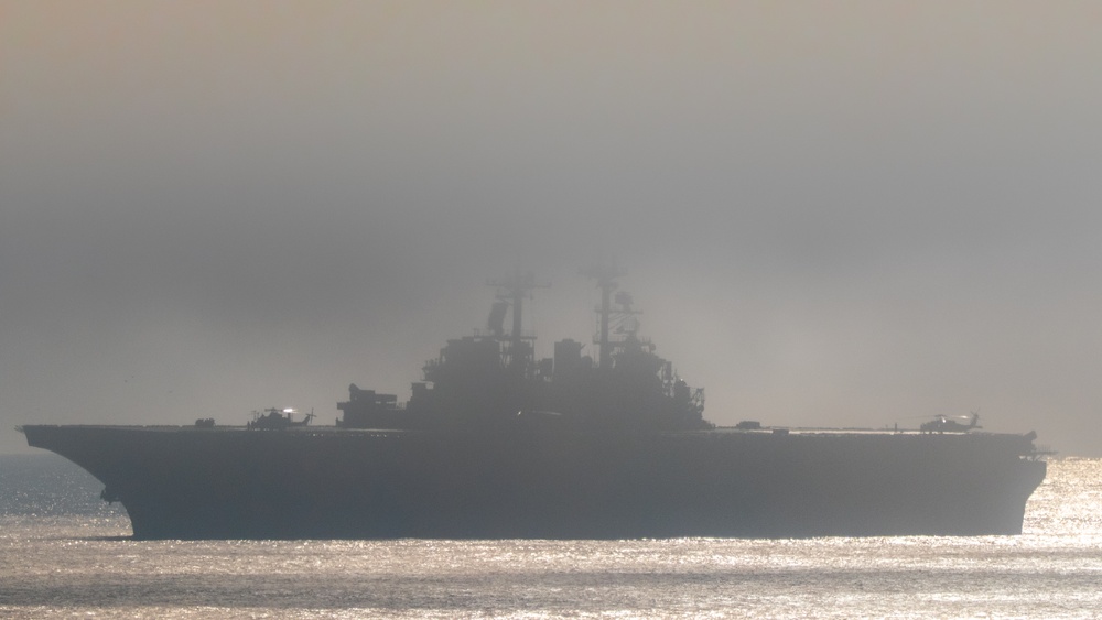 USS Boxer Transits Pacific Ocean