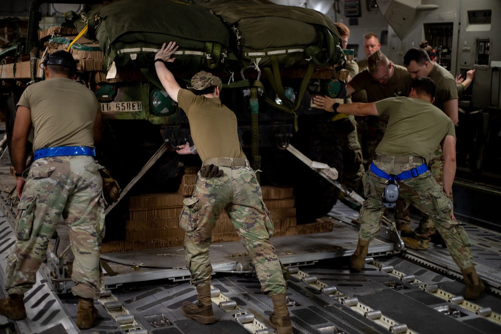 JPMRC 24-01 Humvee Drop from 28,000 ft.