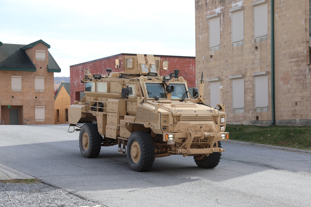 Dickinson College Cadets train at Fort Indiantown Gap