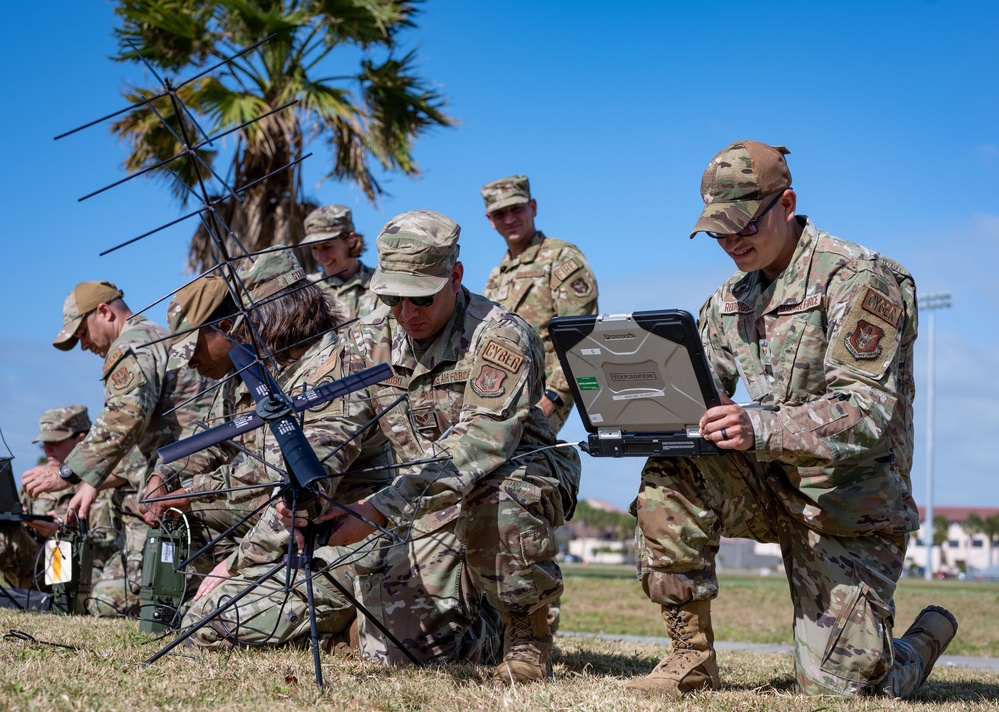 920th Communications Flight Airmen conduct radio training