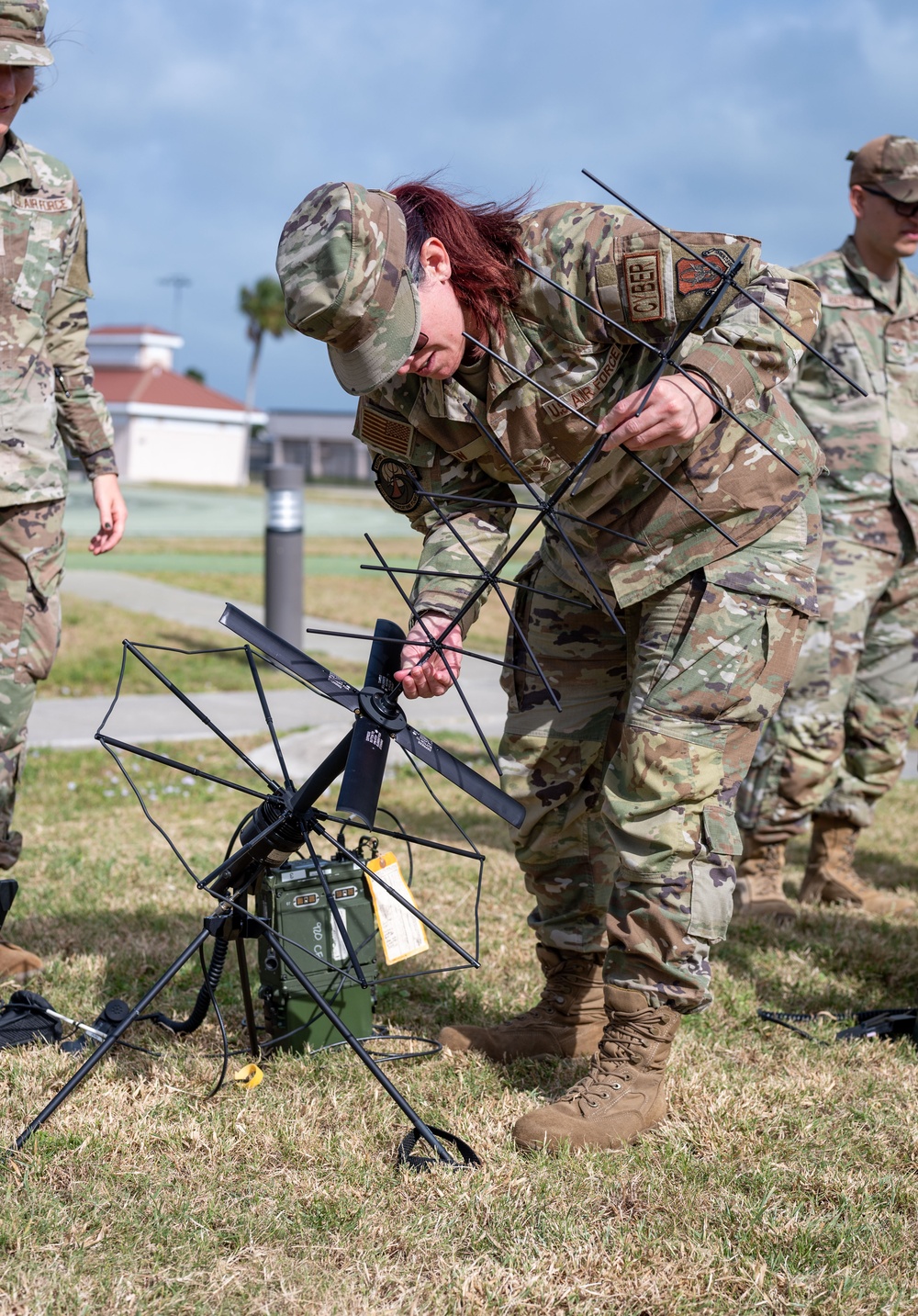 920th Communications Flight Airmen conduct radio training