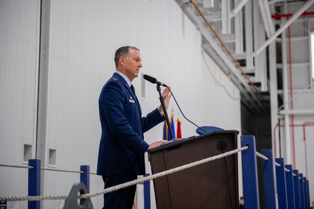 Col. Ian Gillis Change of Command