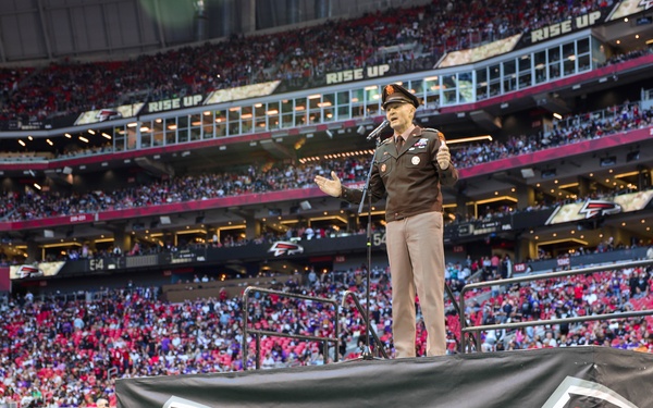 Army Chief of Staff enlists and re-enlists more than 600 current and future service members