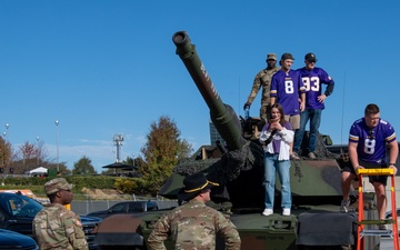 Army supports Atlanta Falcons Call To Service event