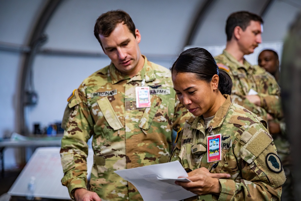 DVIDS - Images - Hawaii Army National Guard UH-60M Black Hawks Conduct ...